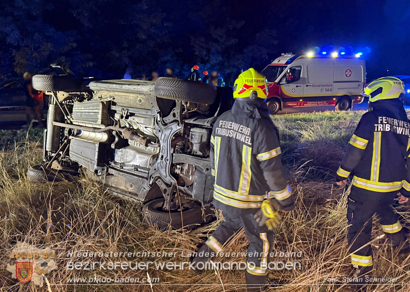 Junge Lenkerin verunfallt gegen Mitternacht mit SUV